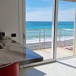 Mare Blu شقة