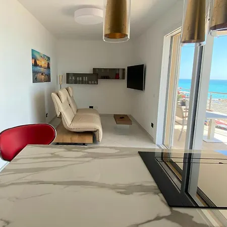 Mare Blu * فنتيميليا